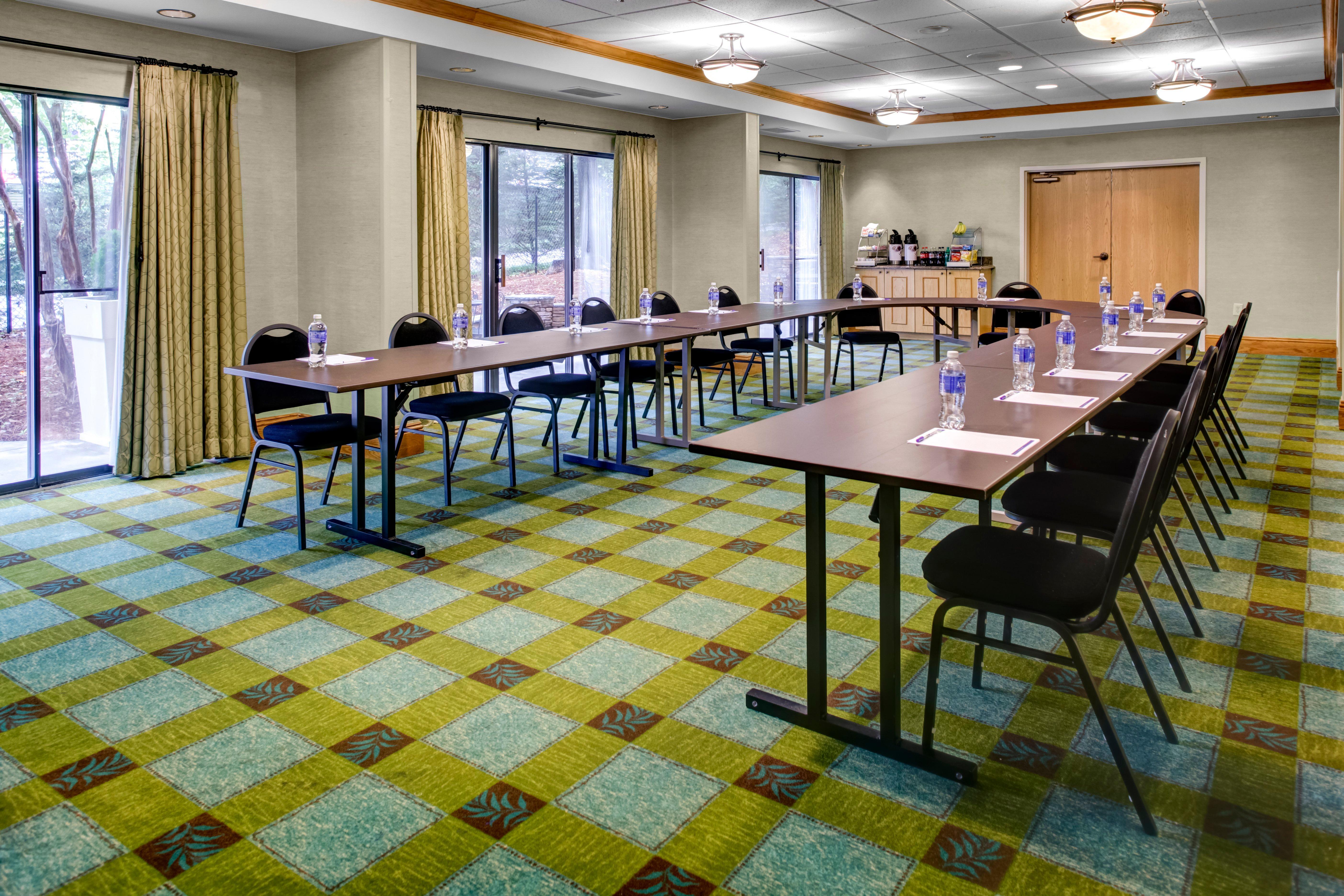 Holiday Inn Express Hotel & Suites Atlanta Buckhead By Ihg Eksteriør billede