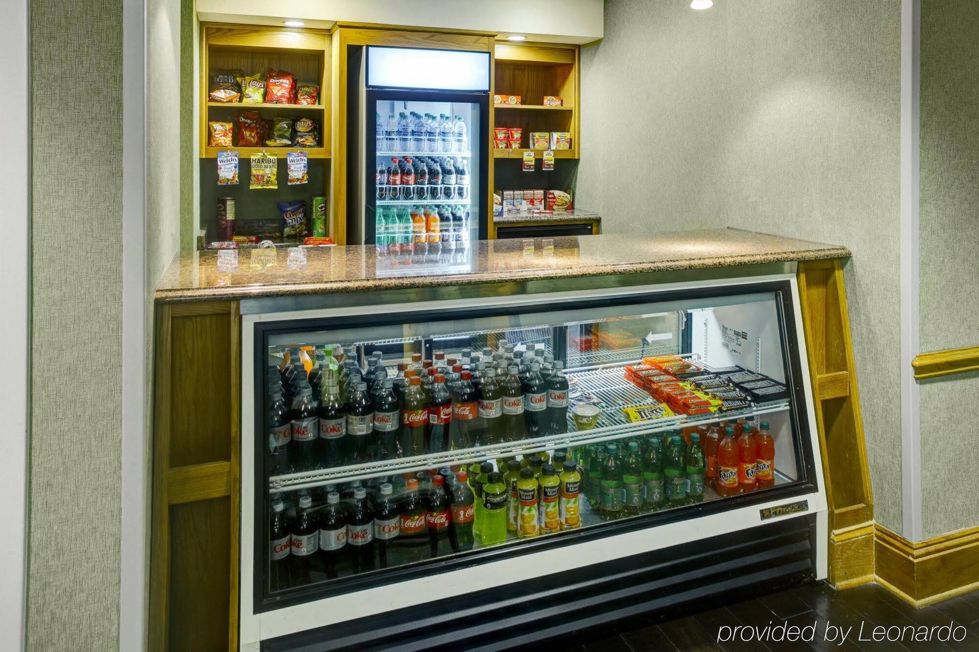 Holiday Inn Express Hotel & Suites Atlanta Buckhead By Ihg Eksteriør billede